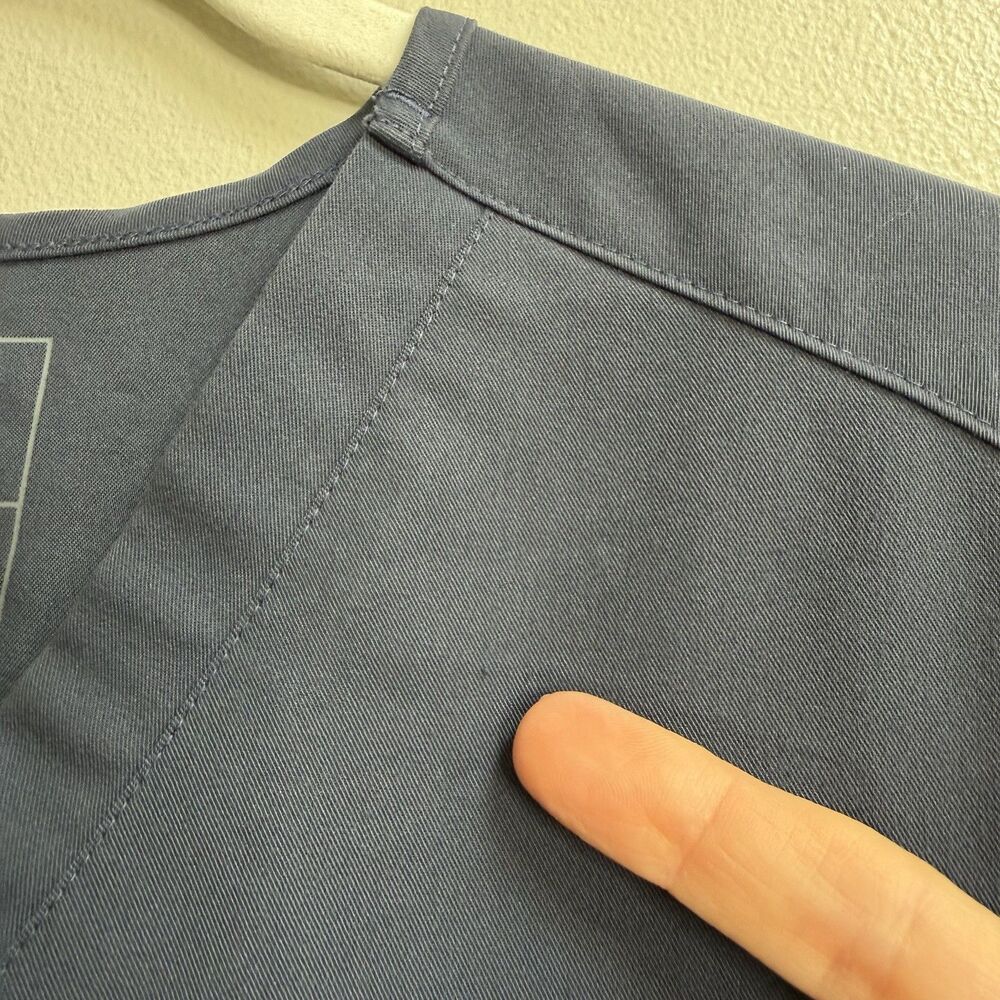 FIGS Night Sky Blue Grey Catarina One-Pocket Scrub Top Size Small - Picture 6 of 13